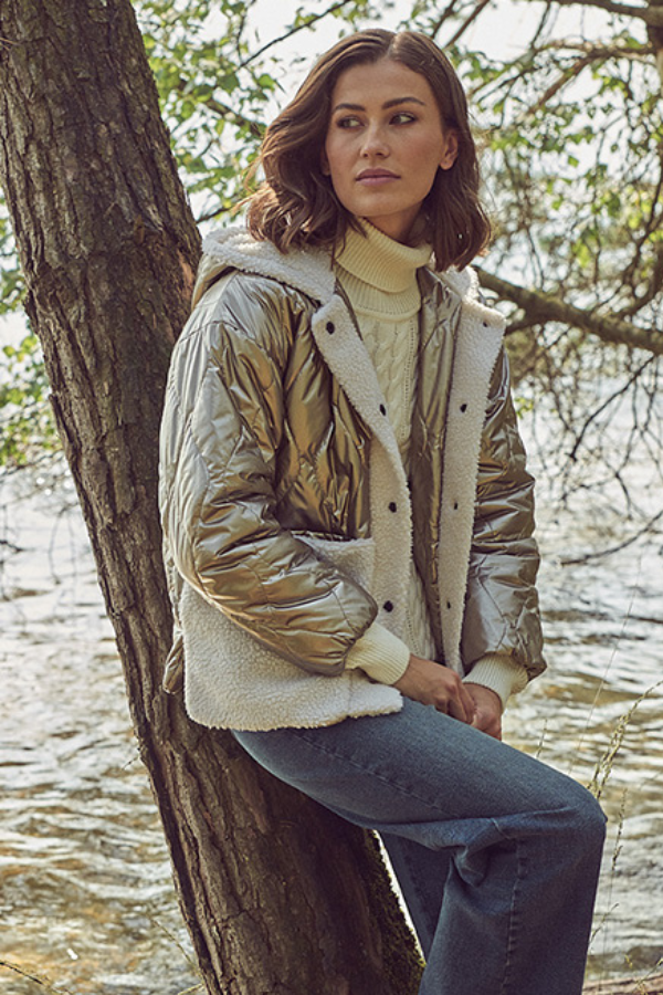 zwarte vest in vegan leather aviator jacket dames