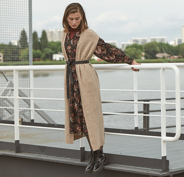 Fashion Line Cardigan zwart-lichtgrijs volledige print casual uitstraling Mode Jacks Cardigans 